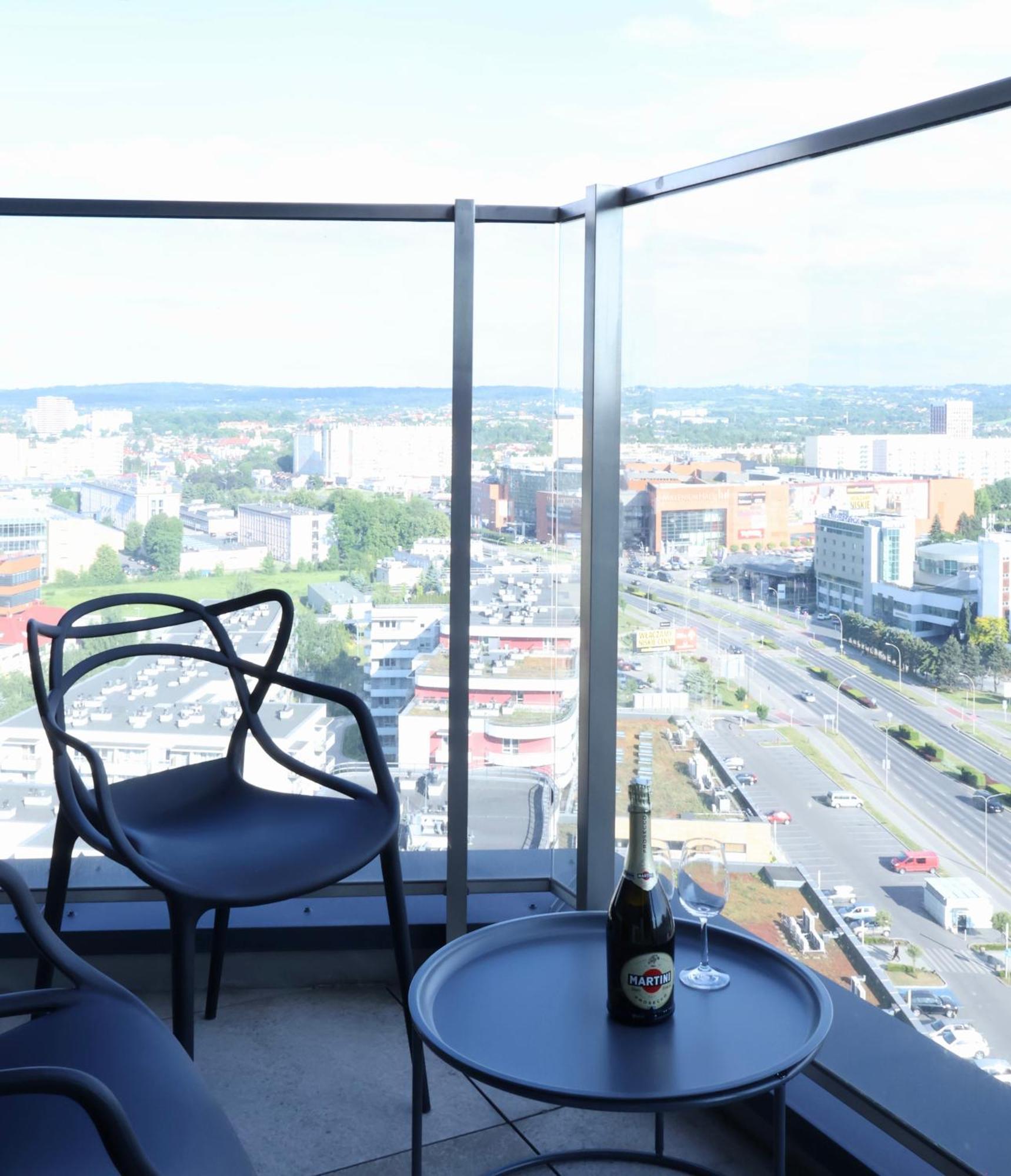 Capital Towers Dolce Apartment Rzeszow Luaran gambar